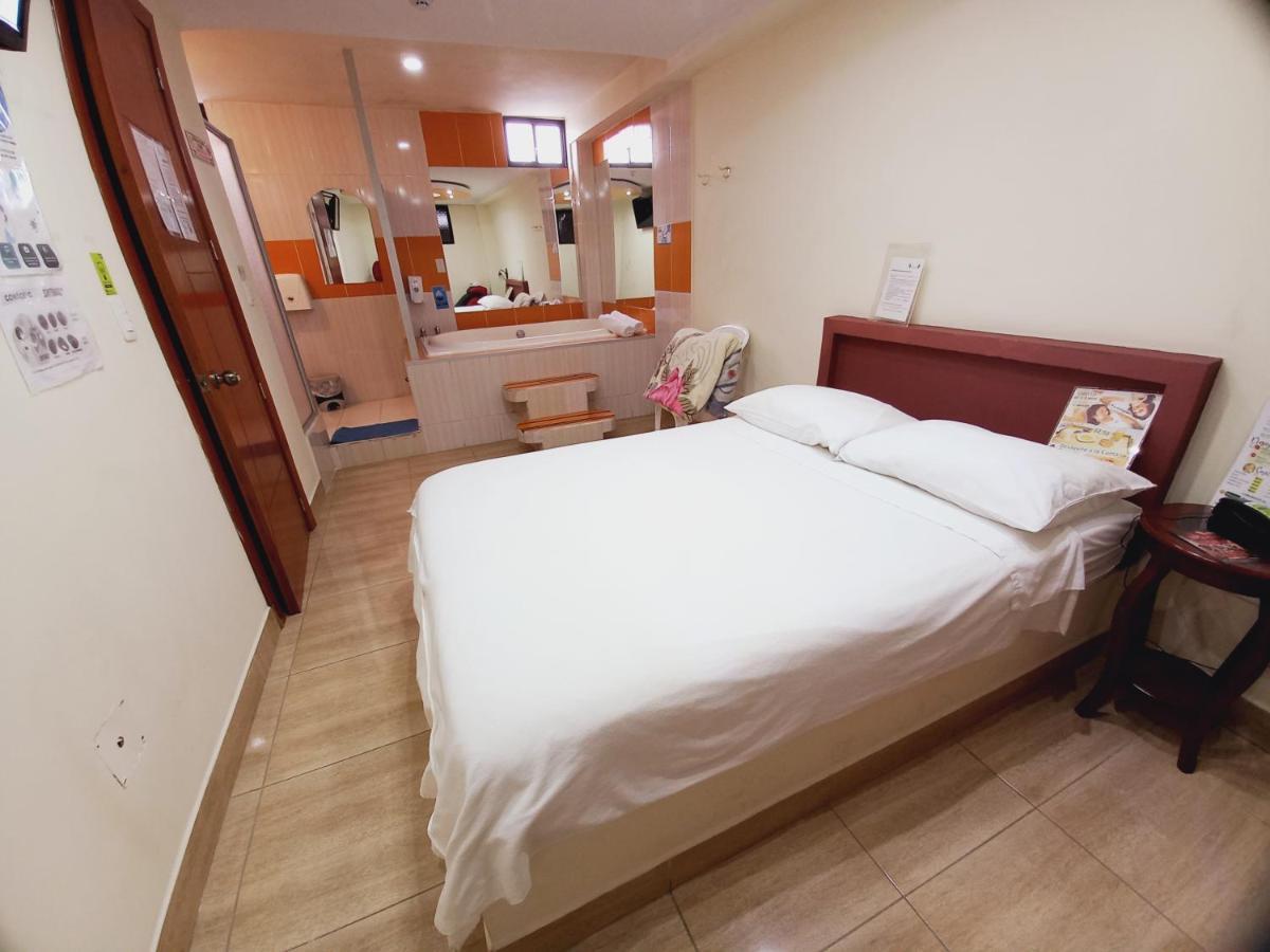 Hostal Oro Orense Quito Eksteriør bilde