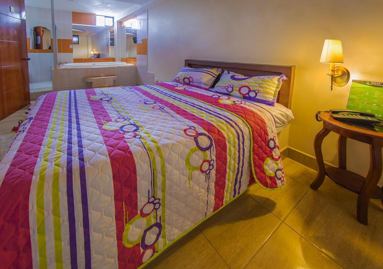 Hostal Oro Orense Quito Eksteriør bilde