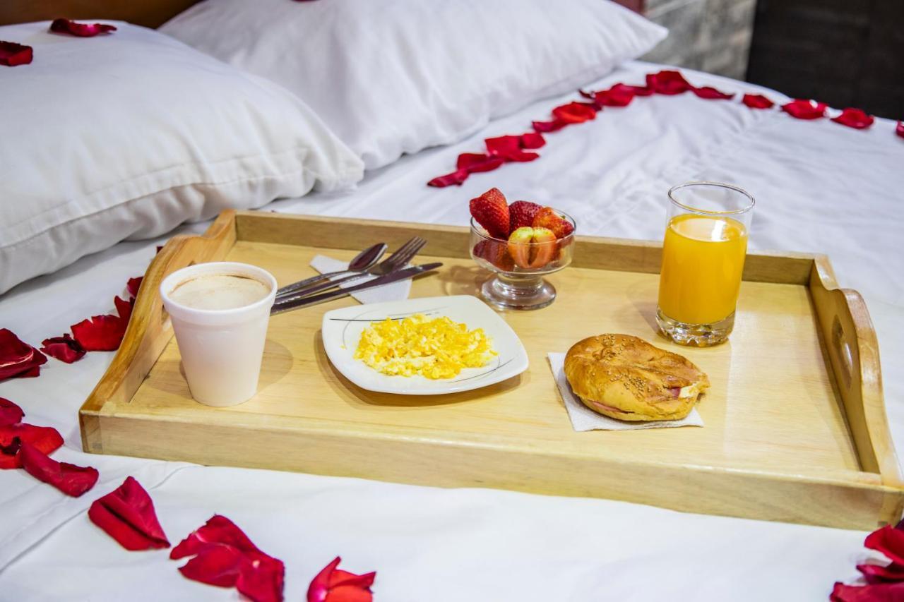 Hostal Oro Orense Quito Eksteriør bilde